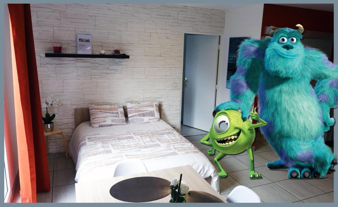 Appartement Avec Salle De Jeux Privee,10Min De Disney Transport En Commun 6 Couchages シャントルー・アン・ブリ エクステリア 写真